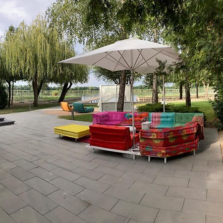 Donautica Hotel & Restaurant Fadd-Dombori 外观 照片