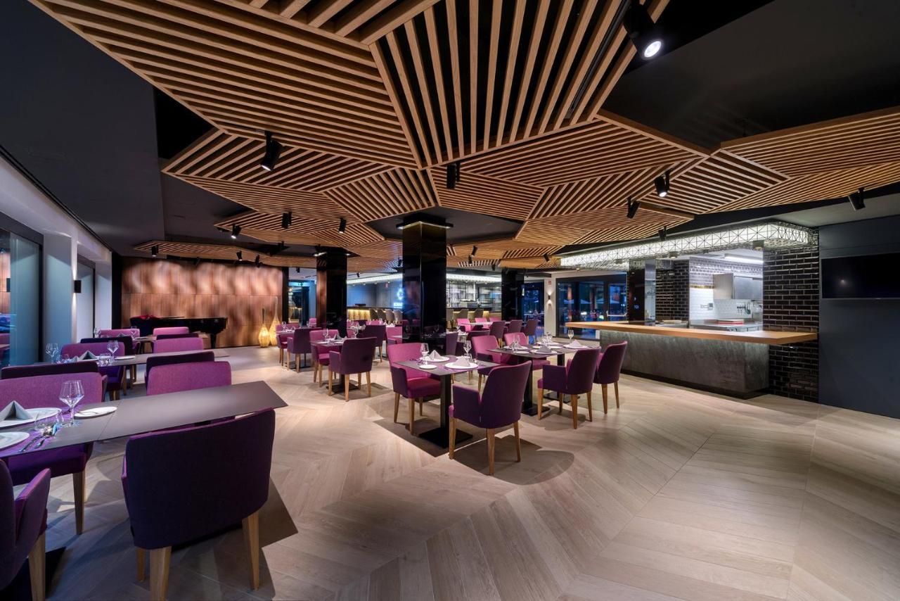 Donautica Hotel & Restaurant Fadd-Dombori 外观 照片