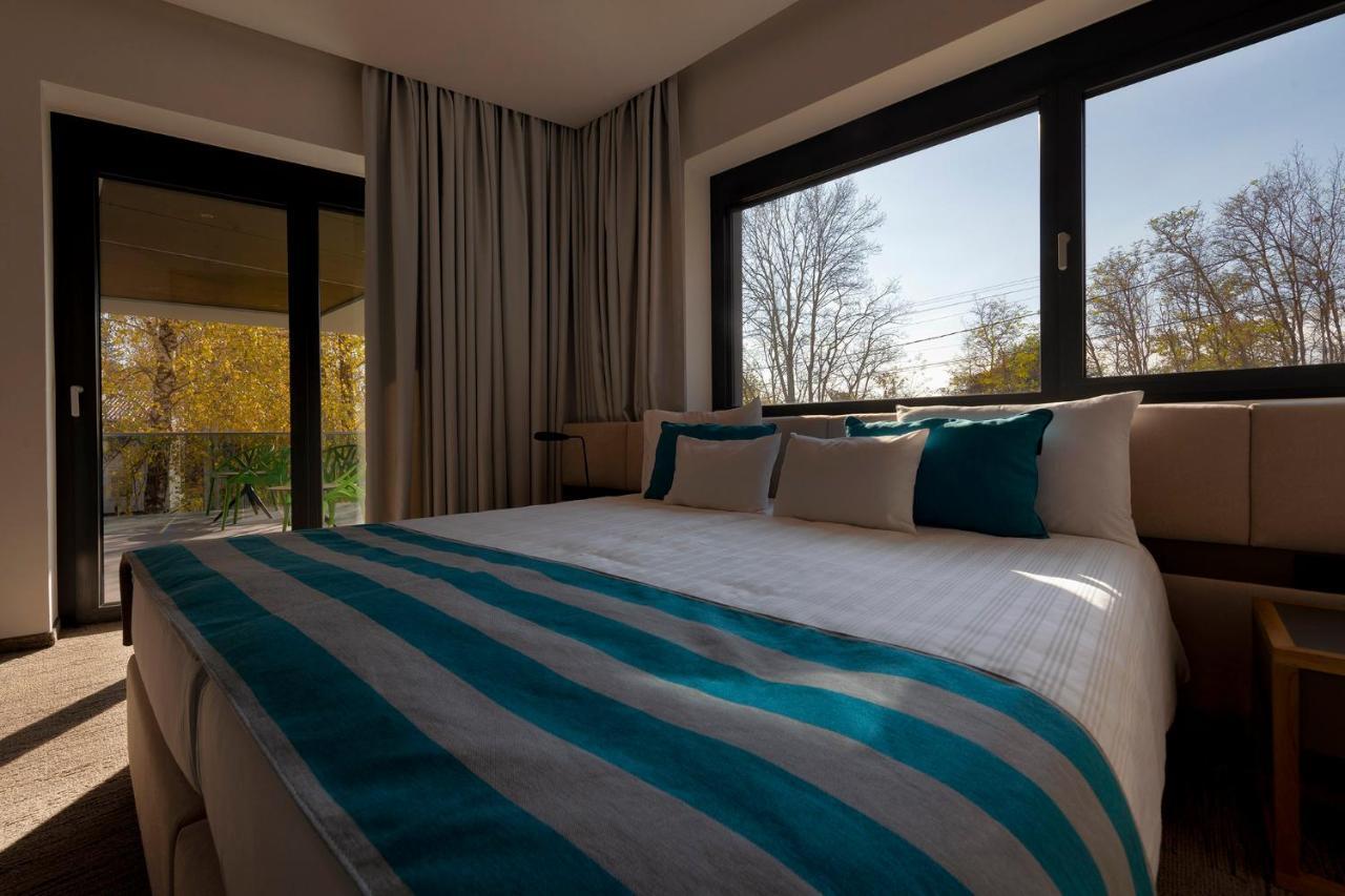 Donautica Hotel & Restaurant Fadd-Dombori 外观 照片