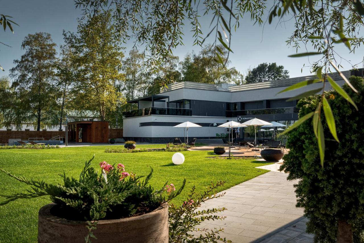 Donautica Hotel & Restaurant Fadd-Dombori 外观 照片